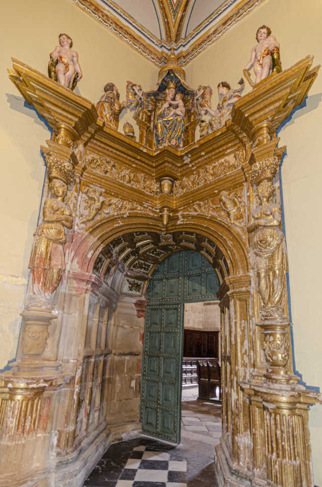 Jaén - Úbeda 027 - Sacra Capilla del Salvador.jpg